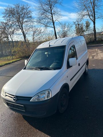 Opel Combo C Bj.2011 1.3 Cdti Motor klackert