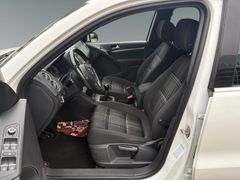 Fahrzeugabbildung Volkswagen Tiguan Lounge Sport & Style 1. Hand Kamera Navi