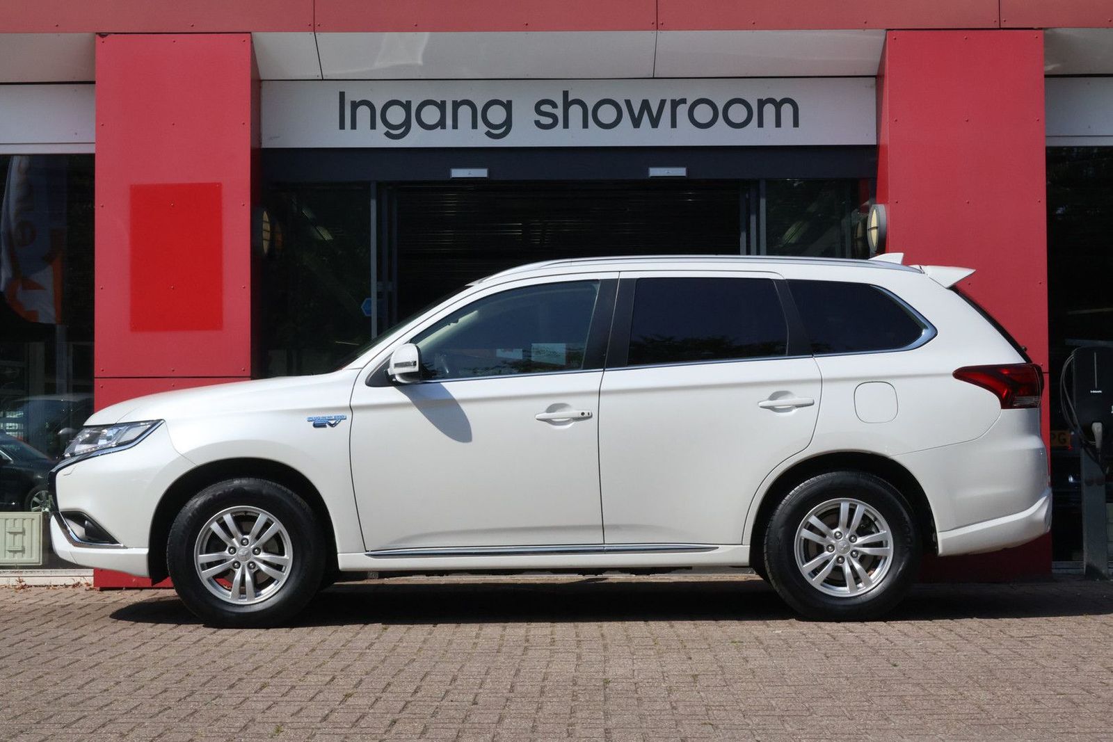 Mitsubishi Outlander 2.4 PHEV Pure | Origineel | Camera | imagem 2