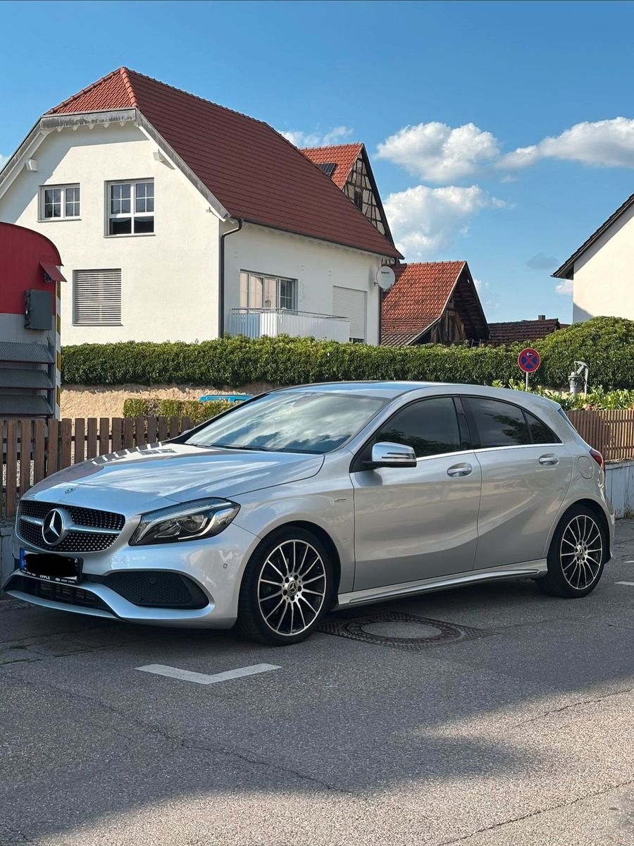 MERCEDES-BENZ Mercedes-Benz A200 Peak Edition
