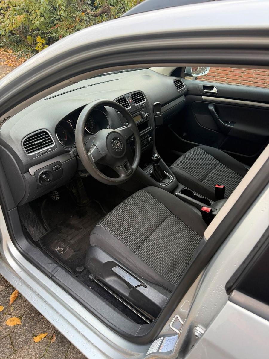 Volkswagen Golf 2011 — photo 7
