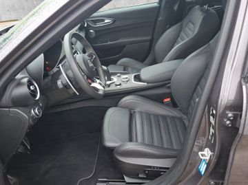 Alfa Romeo Giulia Quadrifoglio 2.9 V6 Bi-Turbo Kam.+KeyLess