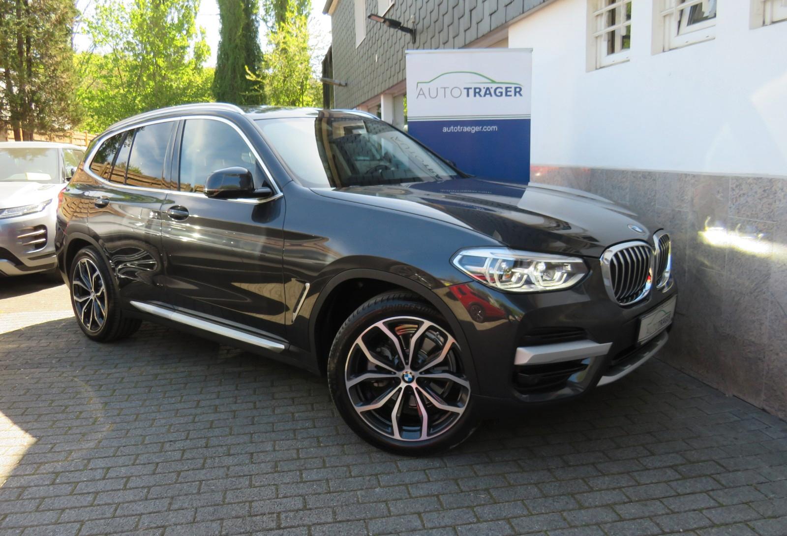BMW X3 xDrive 20 i xLine // Pano, Shz, DAB, Top!