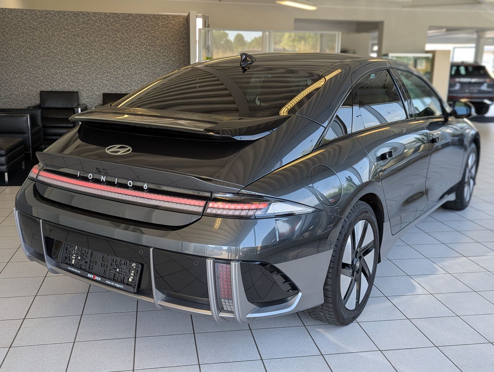 Fahrzeugabbildung Hyundai Ioniq 6 Dynamiq 77,4 kWh Kamera LED 95% SOH
