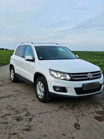 Volkswagen VW Tiguan Cup Sport & Style 4Motion 2.0 TD...