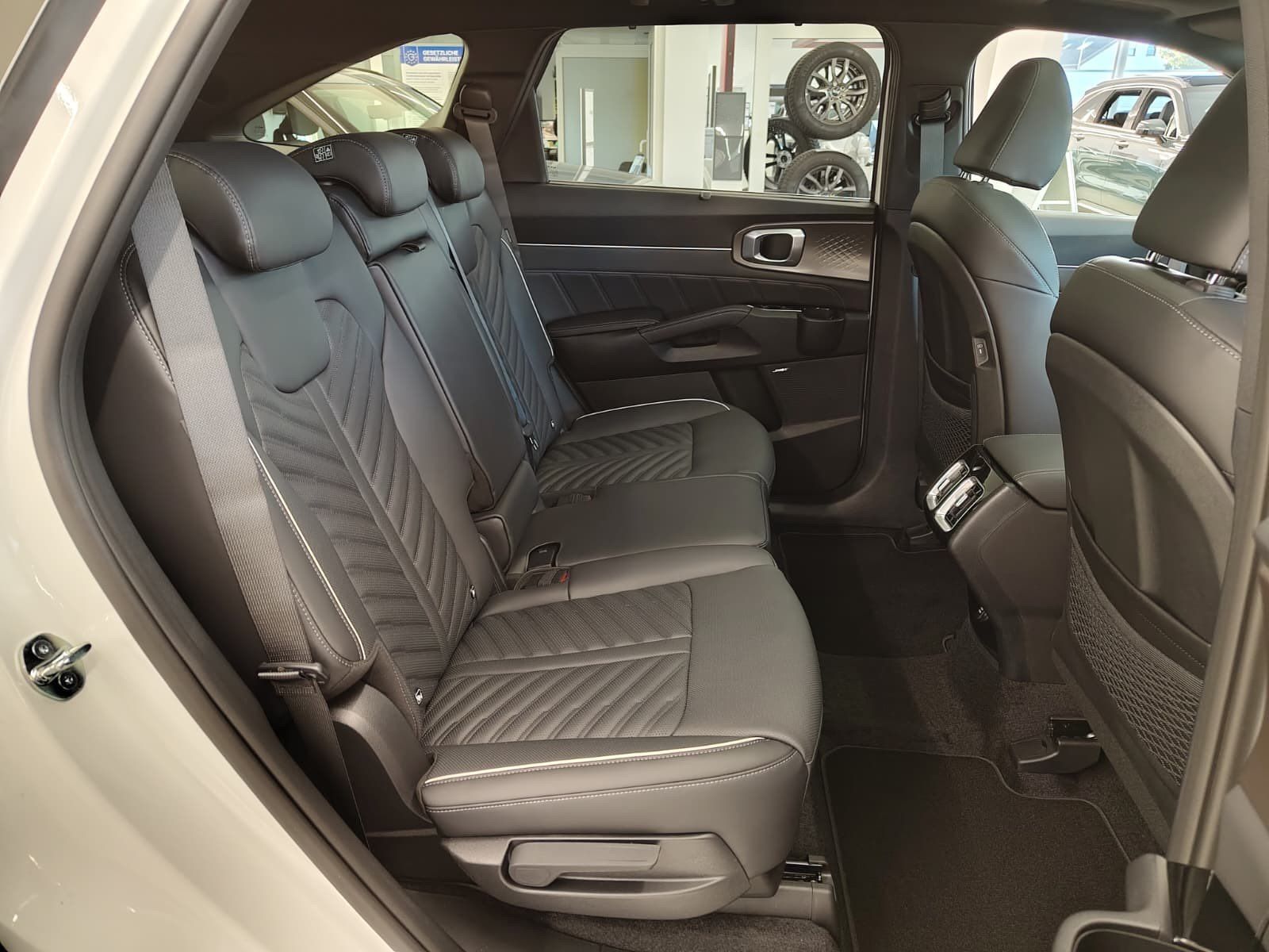 KIA Sorento 2.2 CRDi DCT AWD Platinum Nappa – Bild 14