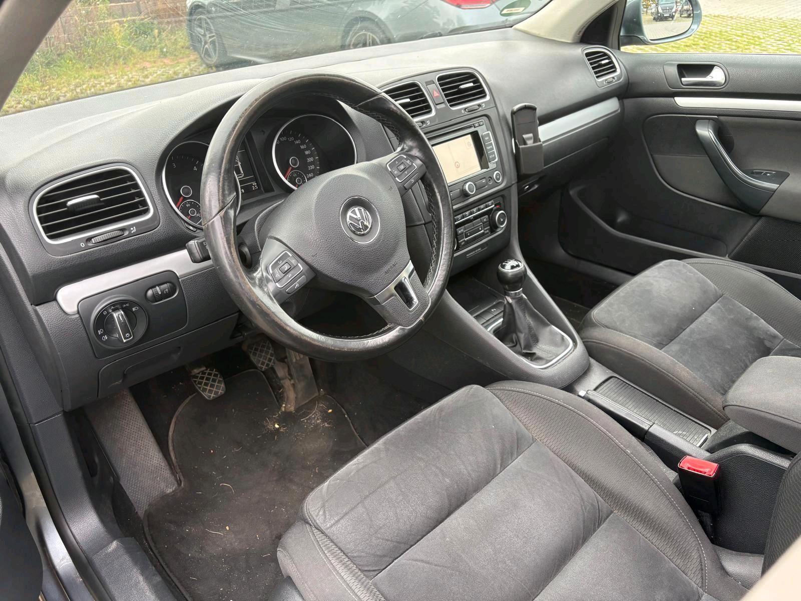 Volkswagen Golf 2011 — photo 5