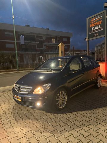 Mercedes-Benz Mercedes-benz B 180 B 180 CDI Sport