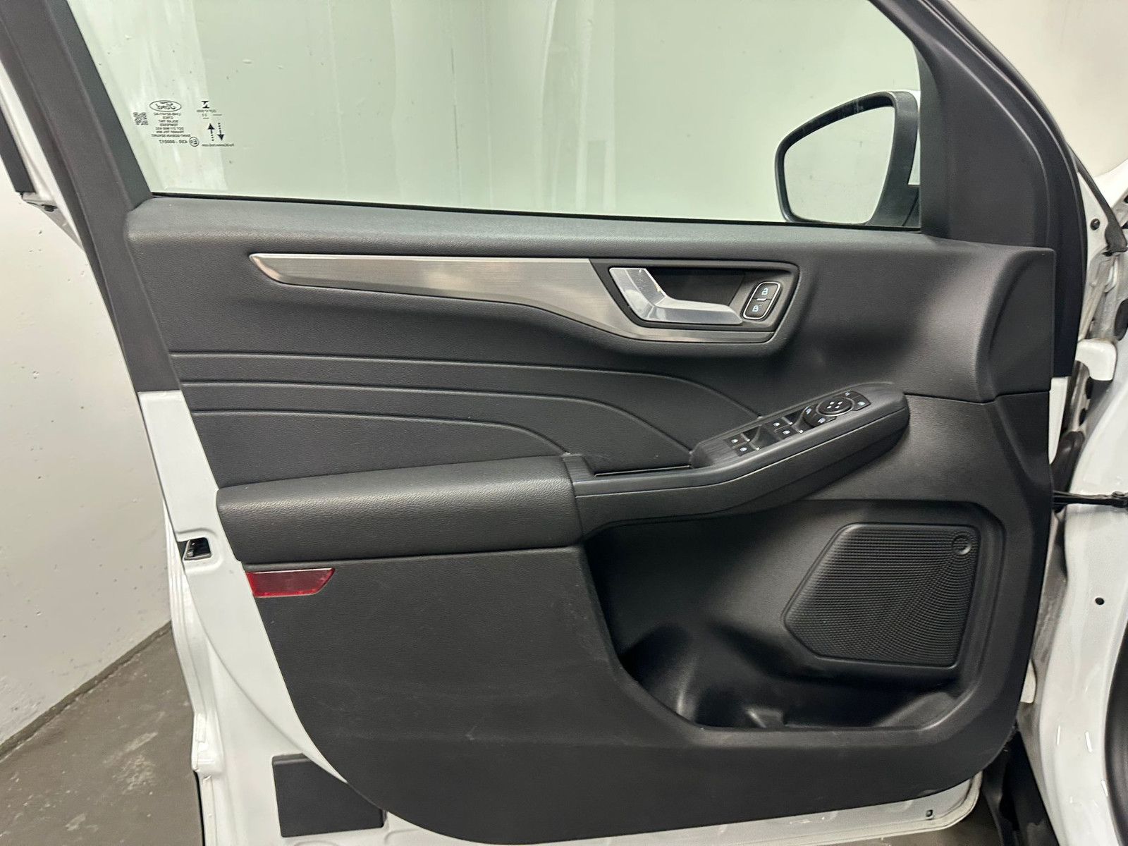 Fahrzeugabbildung Ford Kuga 2.0 4 x 4 EcoBlue Titanium AHK*WINTER-PA