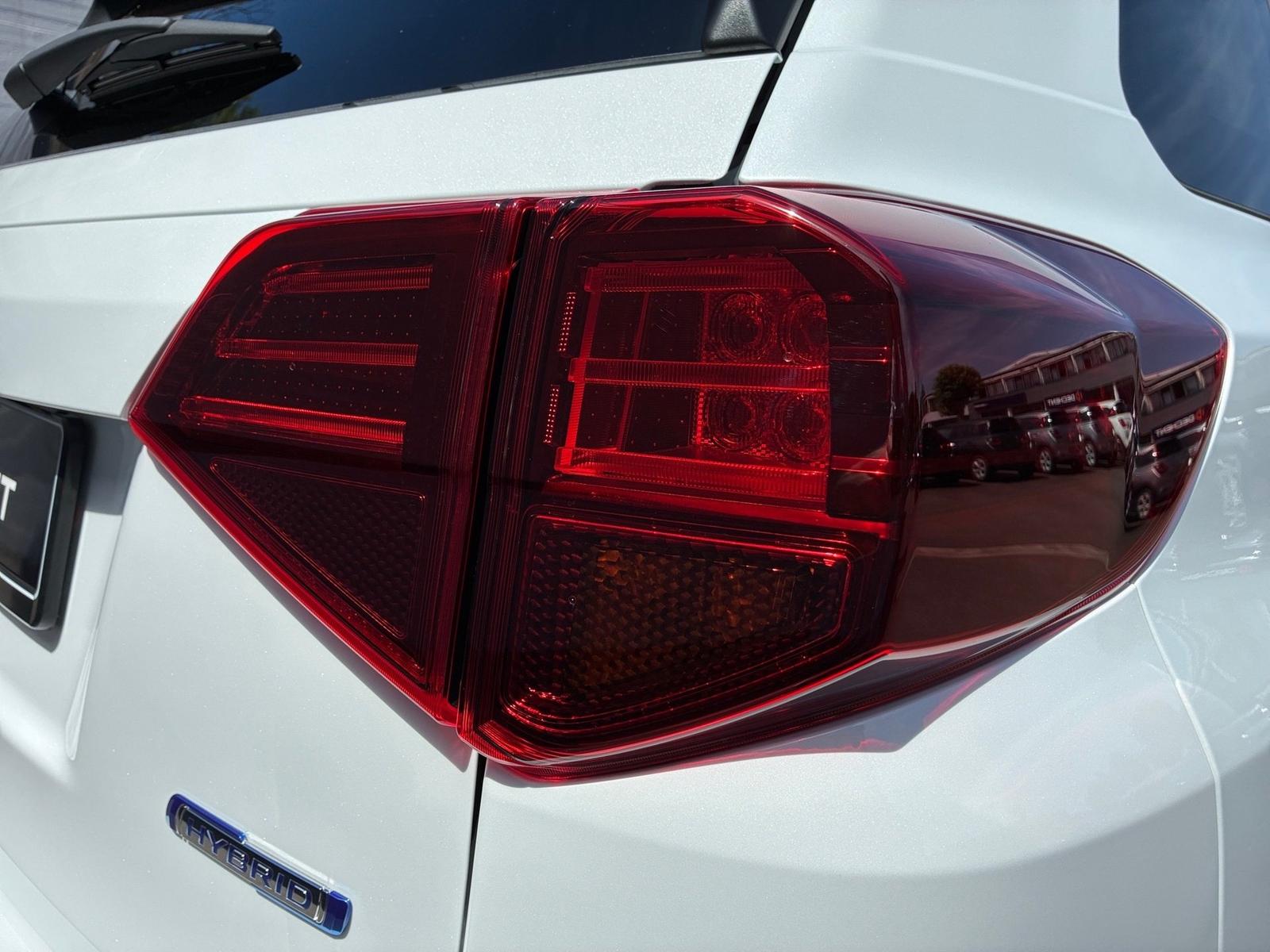 Suzuki Vitara 1.4 4x2 Comfort Kamera,LED,Navi,PDC,SHZ