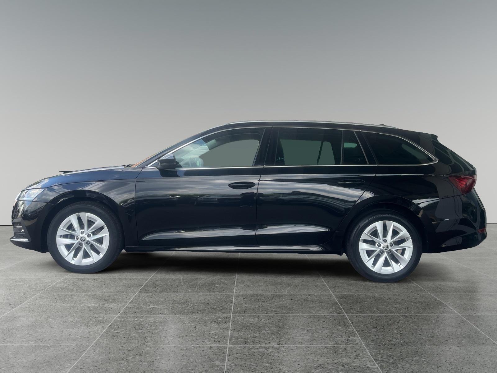 Skoda Octavia Combi 2.0 TDI First Edition HUD Kamera
