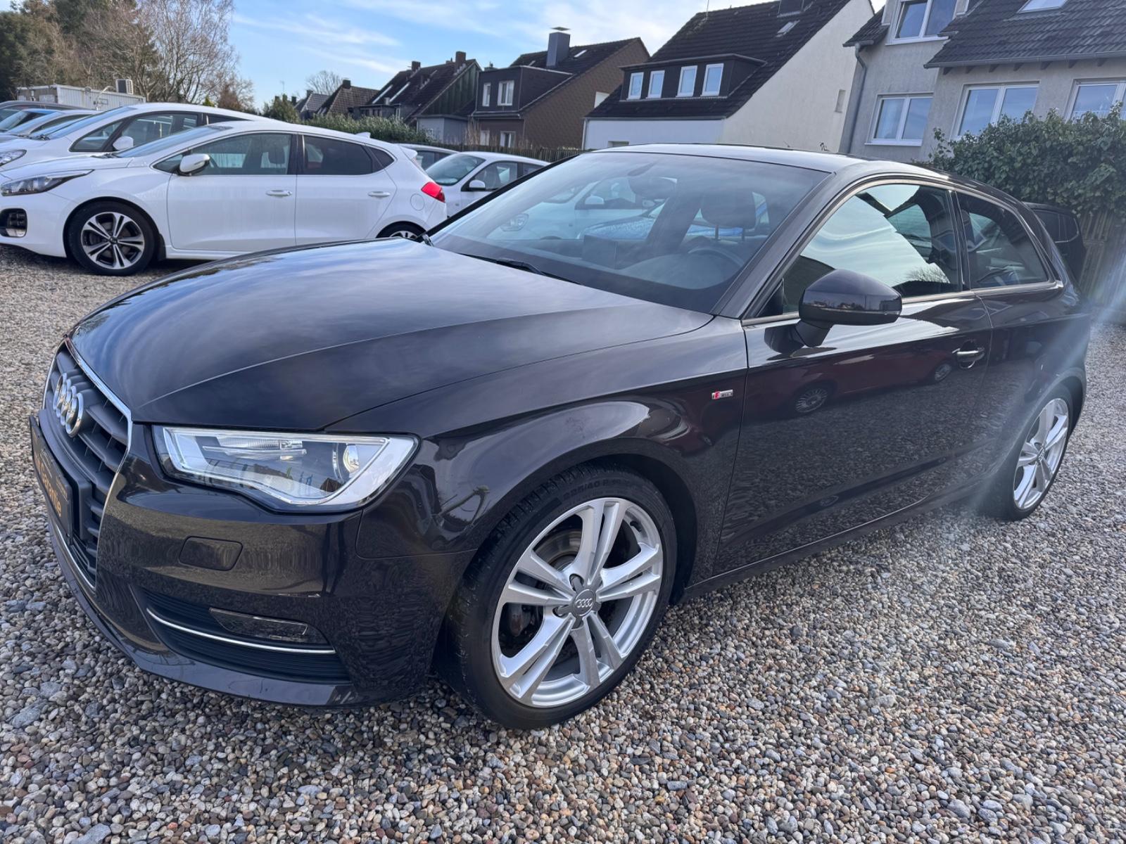 Audi A3 S line Sportpaket /TÜV NEU/2HD/NAVI/XENON/