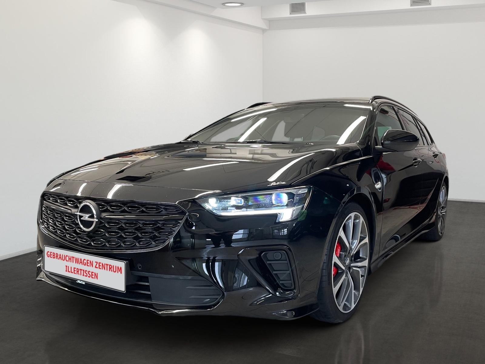 Opel Insignia B Sports Tourer 4x4 GSi *AHK*LED*KAMERA