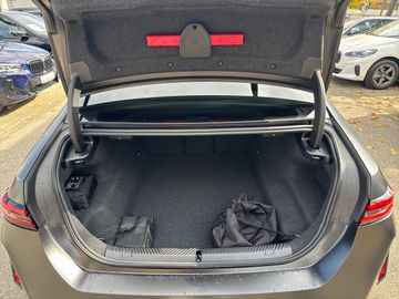 BMW M5 Limousine M Drivers P. DAB LED RFK Klimaaut.