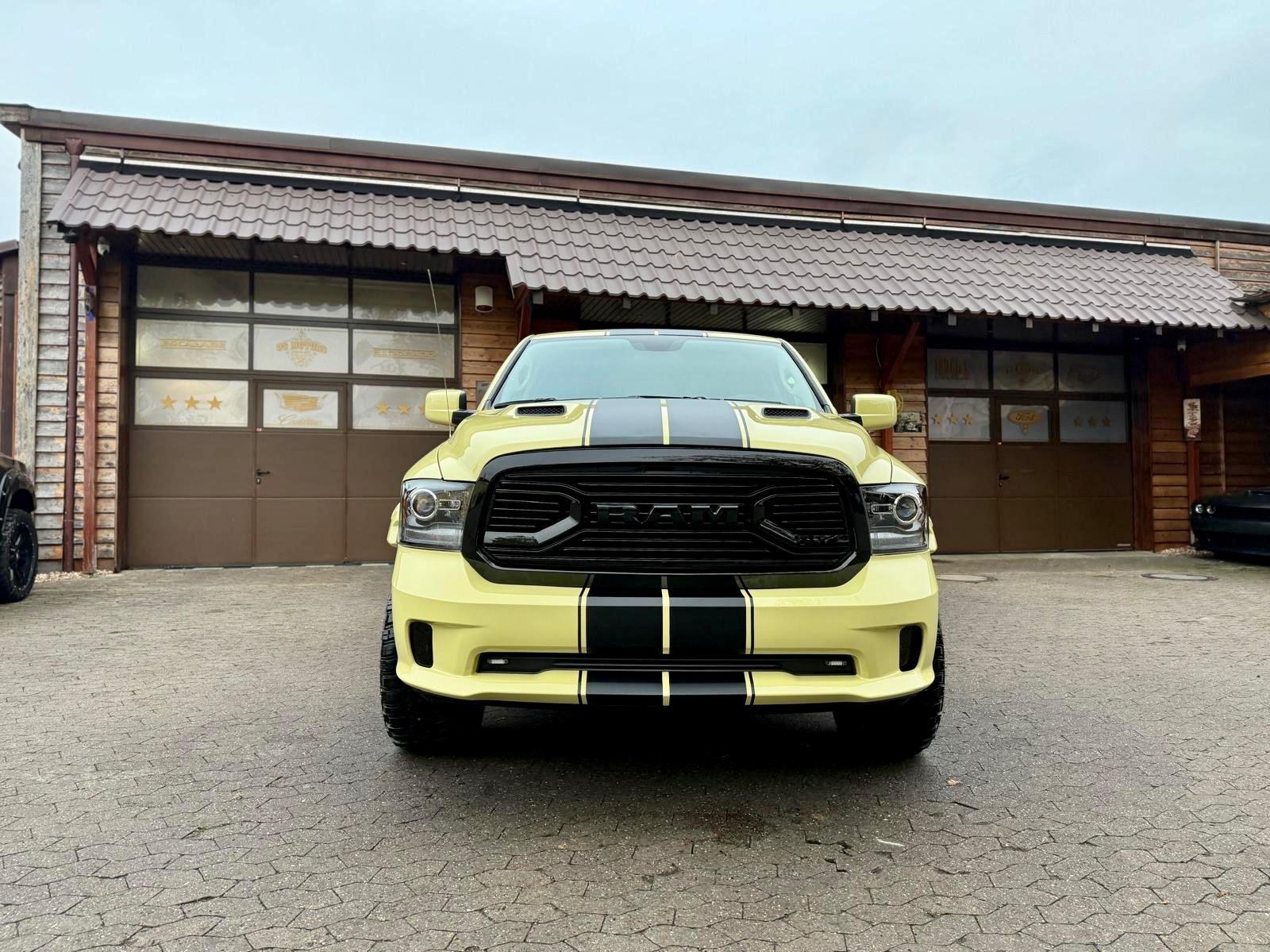 Dodge V8*5,7*4X4*AHK*NAVI*SPORT*OFFROAD*LIFT*GARANTIE