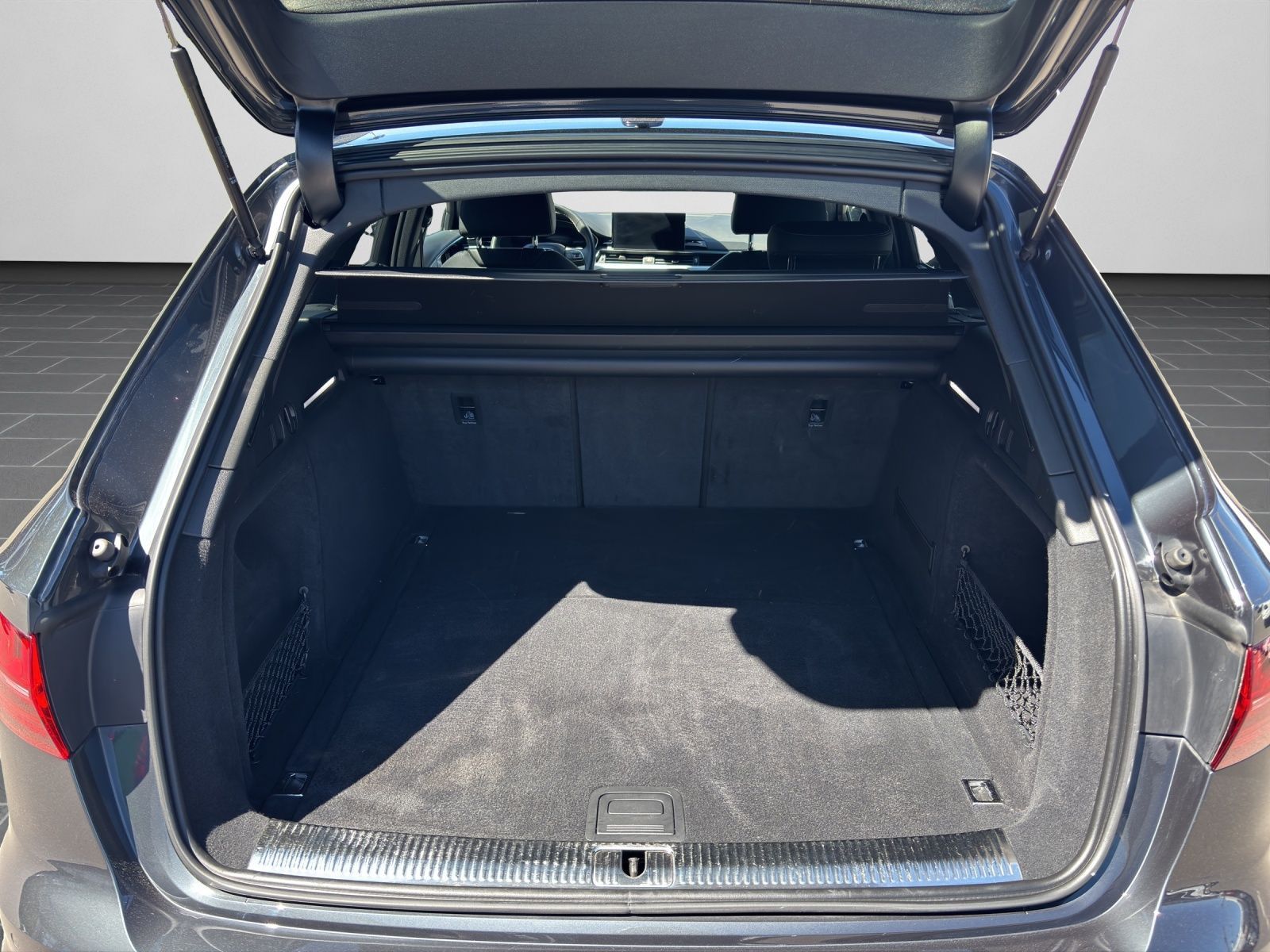 Audi A4 - Bild 16