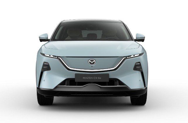 Fahrzeugabbildung Mazda CX-6e 258PS Takumi Plus