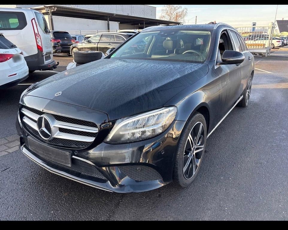 Image of Mercedes-Benz C 300