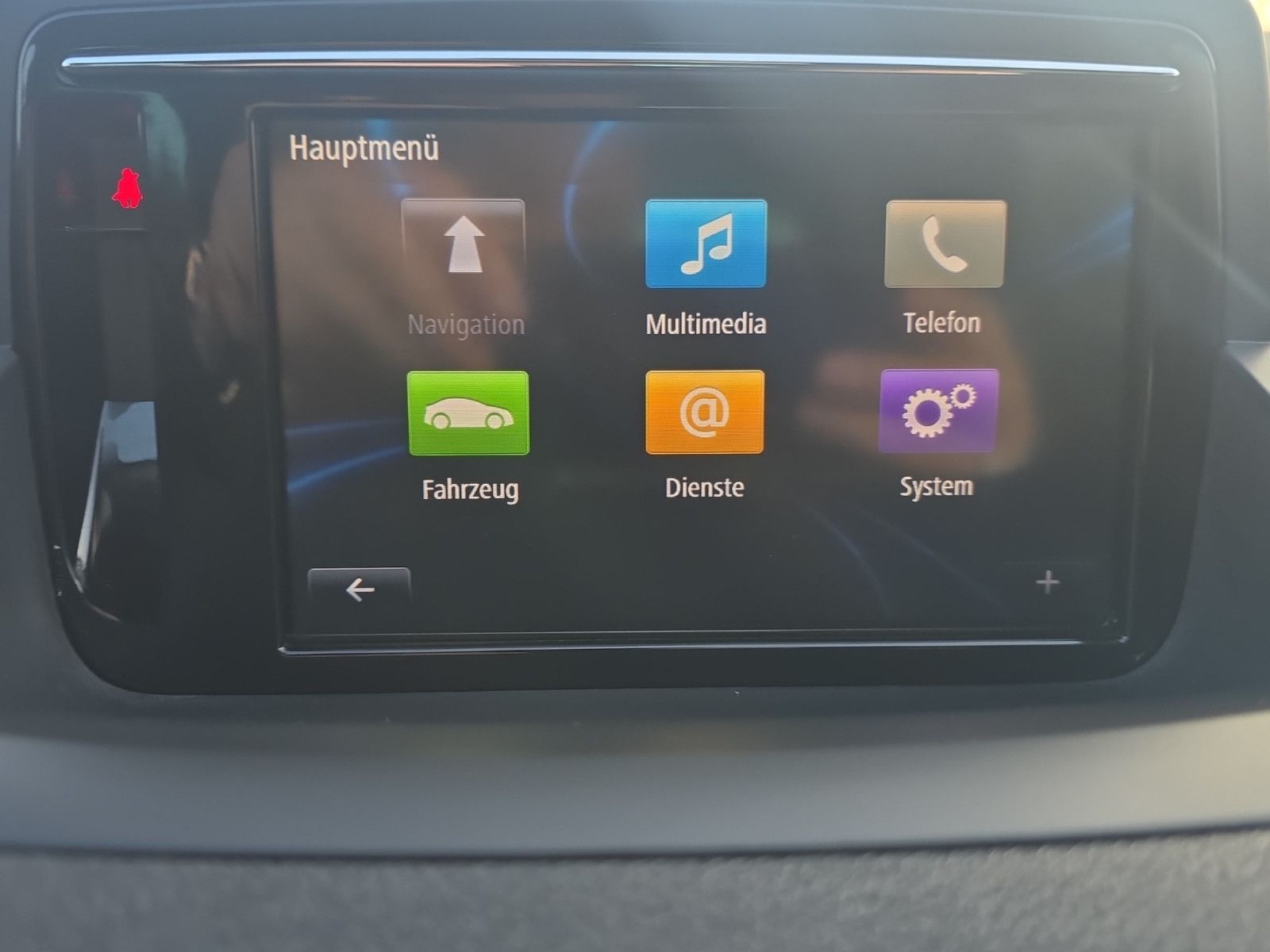 Fahrzeugabbildung Renault Megane III Lim. 5-trg. BOSE Edition TÜV SERVICE