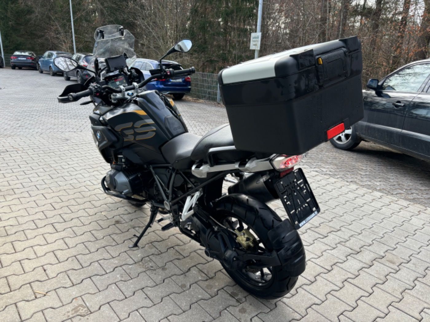 Fahrzeugabbildung BMW R 1250 GS Exclusive 4 Pakete Topcase