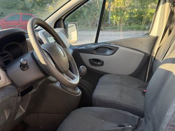 Renault Trafic - 9