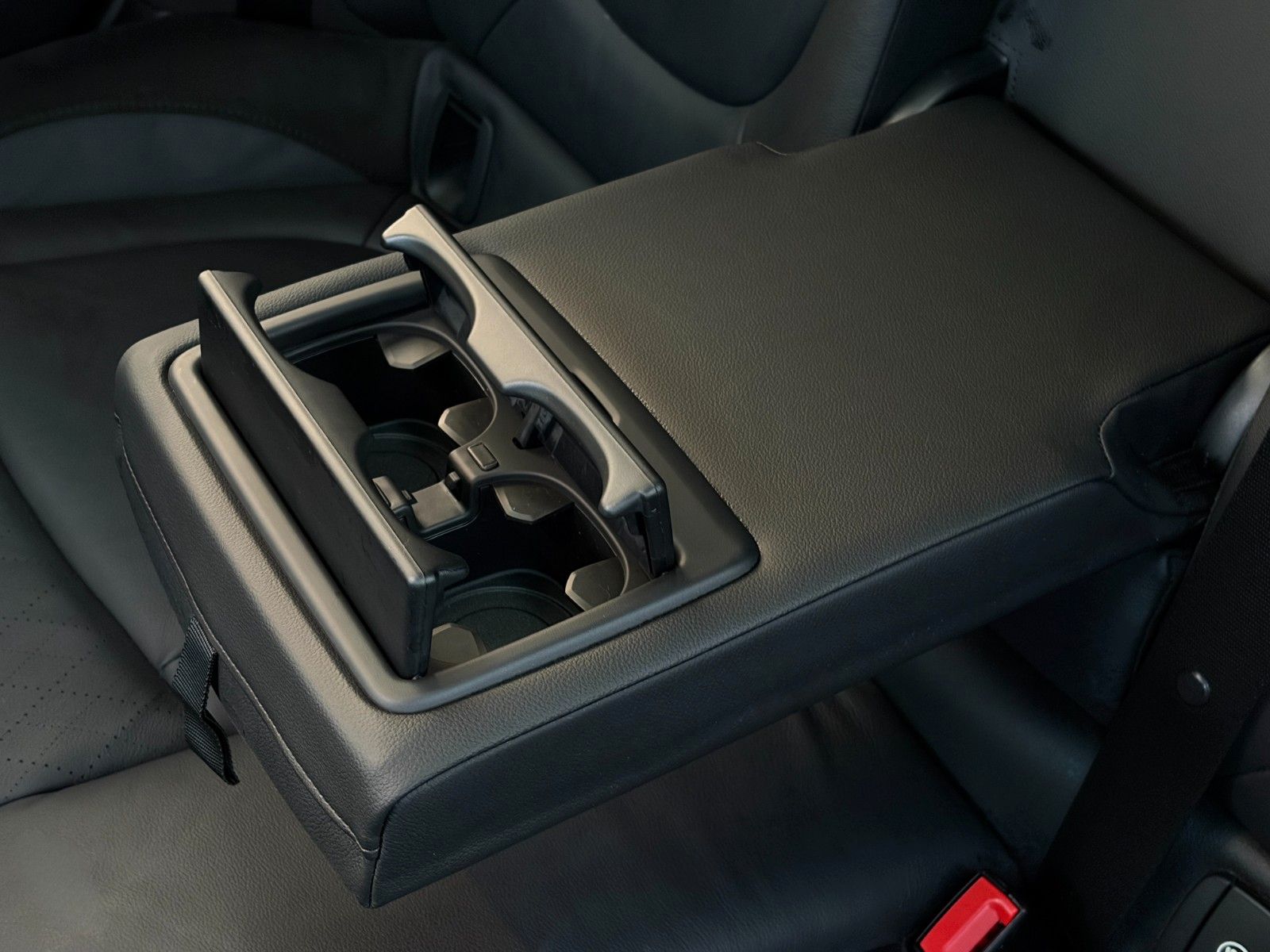 Fahrzeugabbildung MINI Cooper S Clubman Classic Leder Pano Komfort LHZ