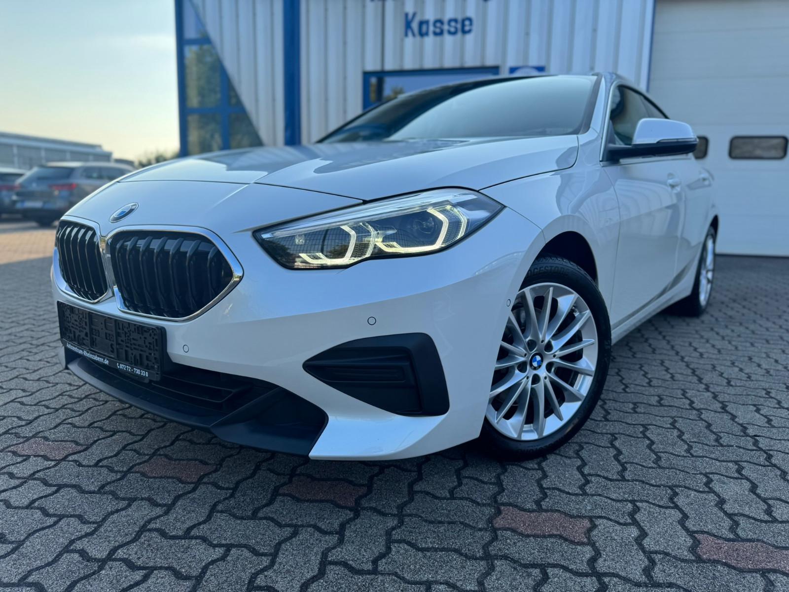 BMW 218 i | AUT | KLIMA | LED | SZH | CONNECTED