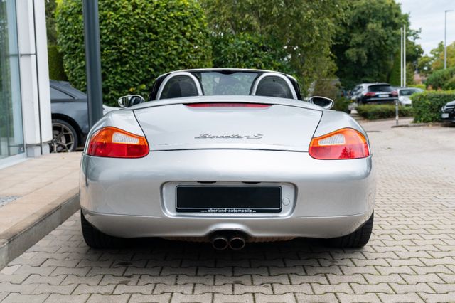 Porsche Boxster S/ SITZHEIZUNG/ CD/ HARMAN/ ALARM/ 18" Porsche Boxster S/ SITZHEIZUNG/ CD/ HARMAN/ ALARM/ 18"