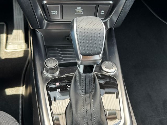 Fahrzeugabbildung KGM Tivoli Nomad Automatic*Klima*Navi*MJ25