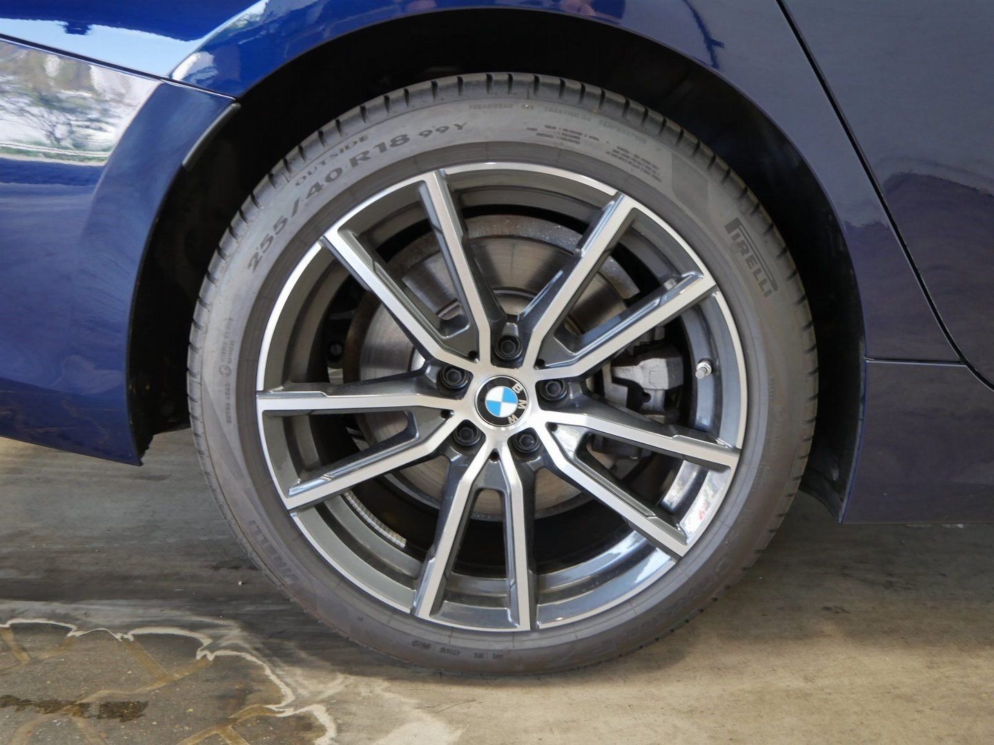 BMW 330 - Bild 7