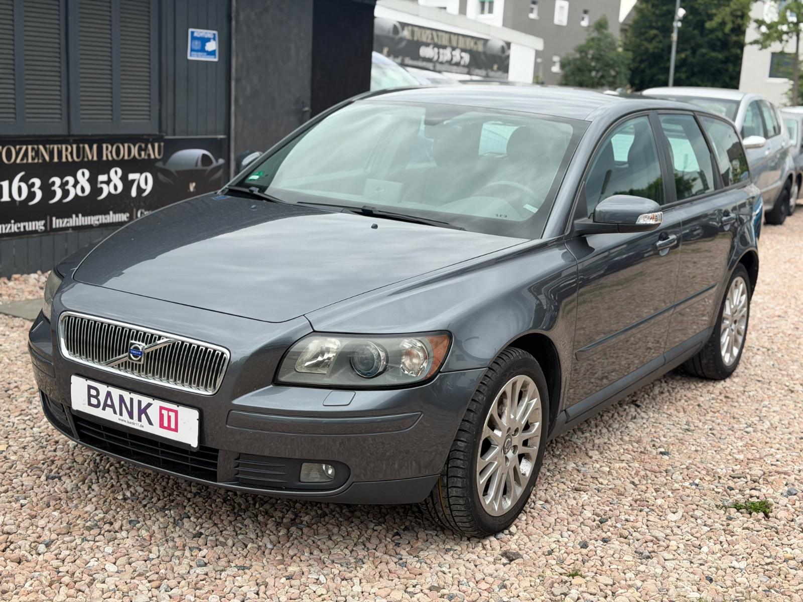 Volvo V50 Kombi 2.4i Edition**TÜV NEU**