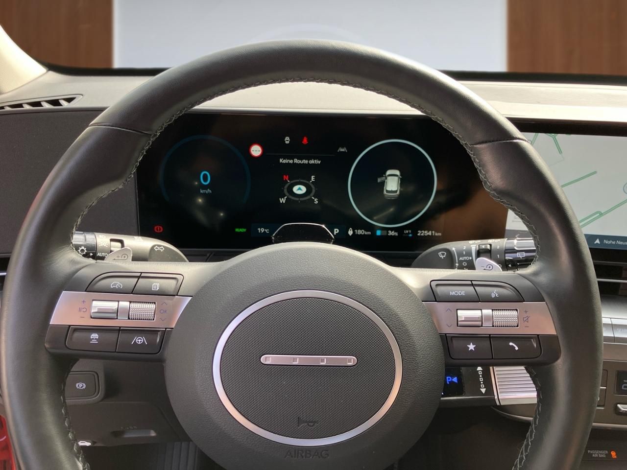 Fahrzeugabbildung Hyundai KONA TREND *65,4 kWh*SHZ*LHZ*NAVI*LM*USB*