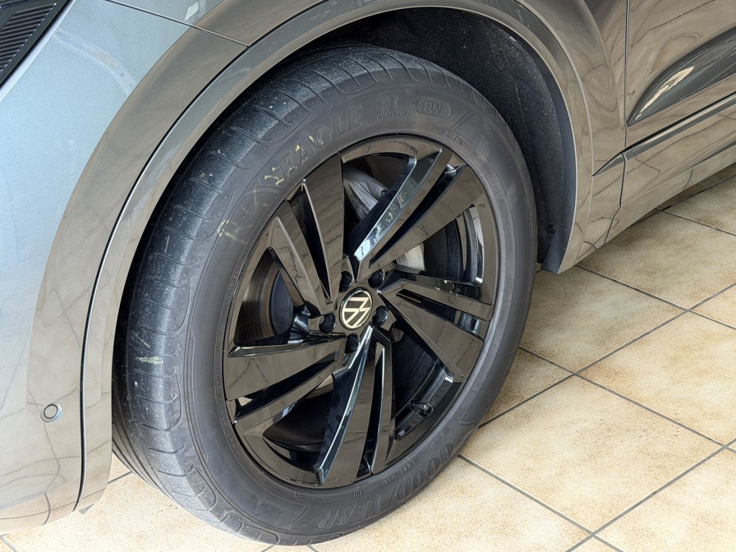 Volkswagen Touareg R-Line 4Motion R-Line Sportpaket Luftfed foto 6