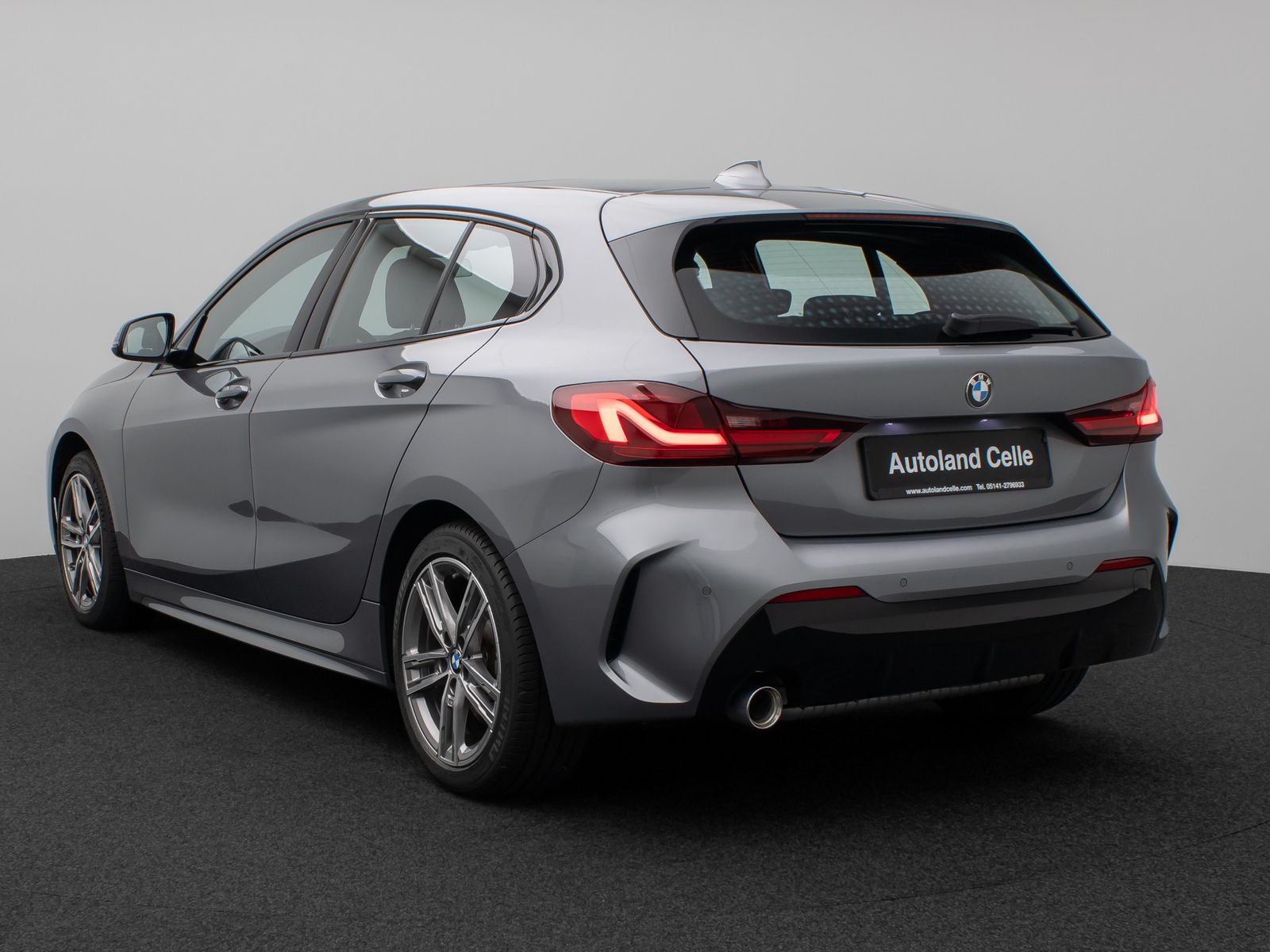 Fahrzeugabbildung BMW 118i M Sport DAB Panorama HiFi Adapt.LED Leder