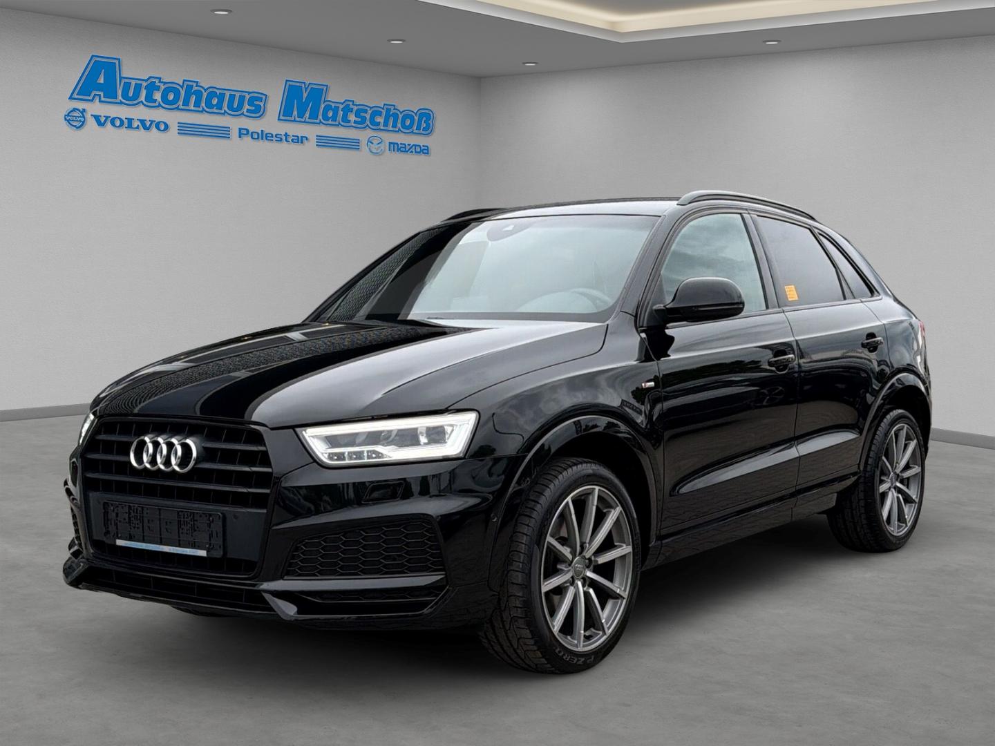 Audi Q3 S-line design Sportpaket AHK-klappbar Leder S