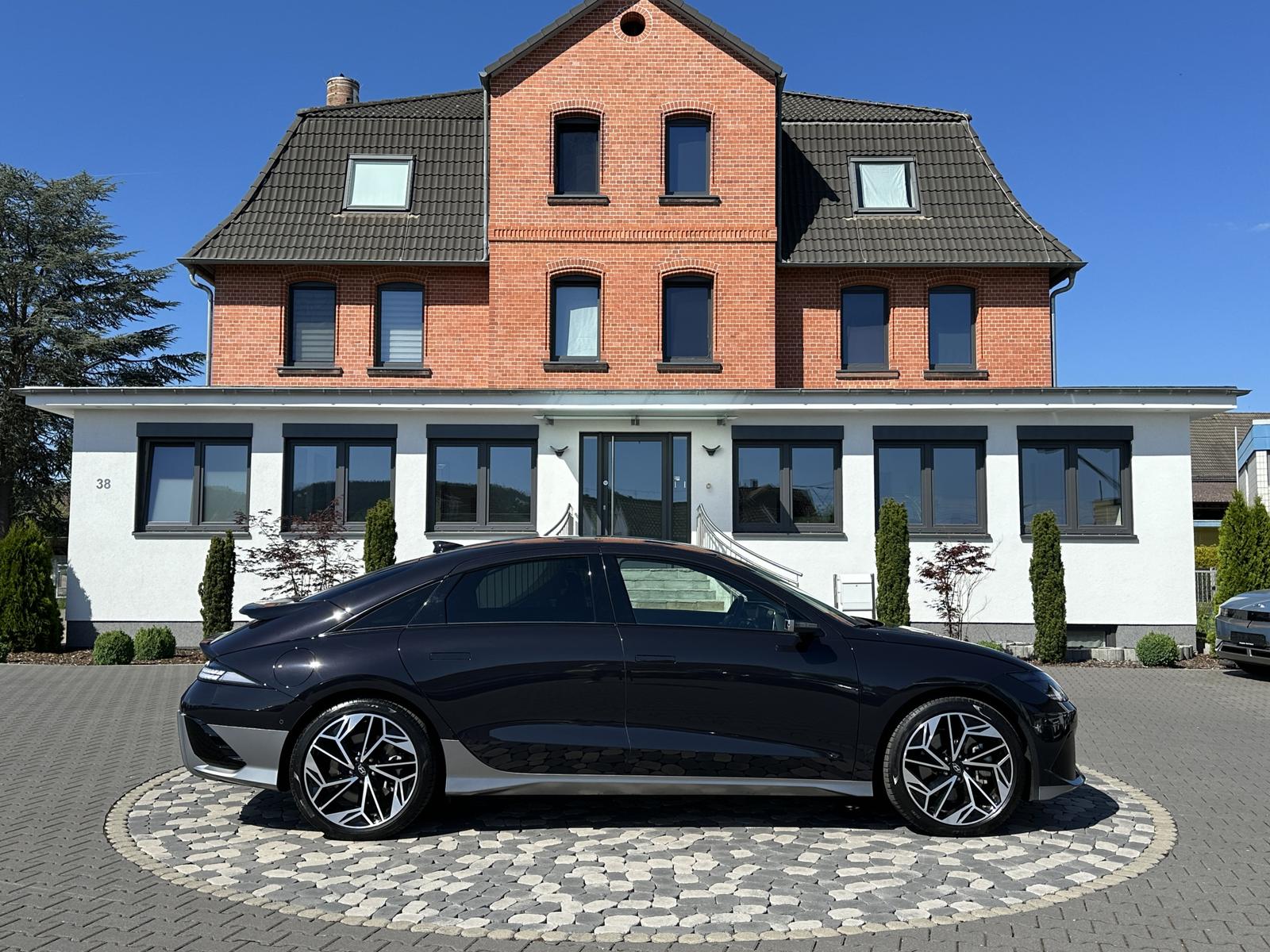 Hyundai Ioniq 6 Uniq 4WD MATRIX HUD BOSE 360° 20" 77,4KW