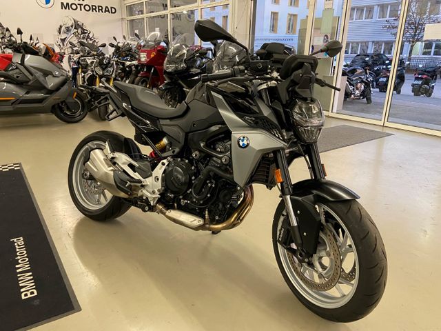 BMW F 900 R alle Pakete ein Vorbesitzer