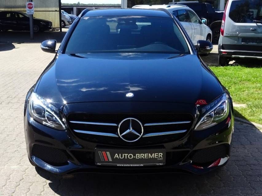 Fahrzeugabbildung Mercedes-Benz C 350 C-Klasse T-Modell C 350 e Avantgarde