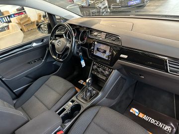 Volkswagen Touran *7 Sitzer*NAV*PANO**3-ZONEN*