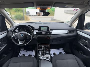 BMW 218 - 10