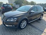 Volkswagen Passat Alltrack 4motion 2.0 TDI*Navi*Xenon*Autom - Volkswagen Passat Alltrack aus 2012