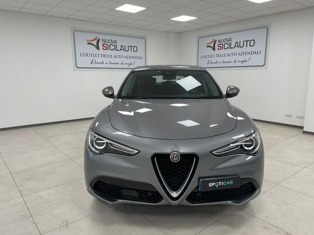 Alfa Romeo Stelvio 2017 2.2 t Executive Q4 210cv