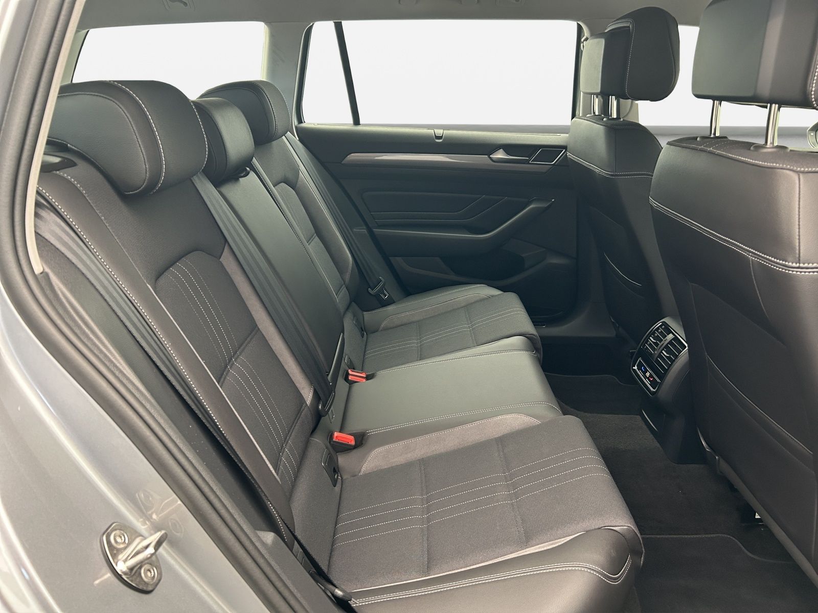 Volkswagen Passat Alltrack - Bild 16