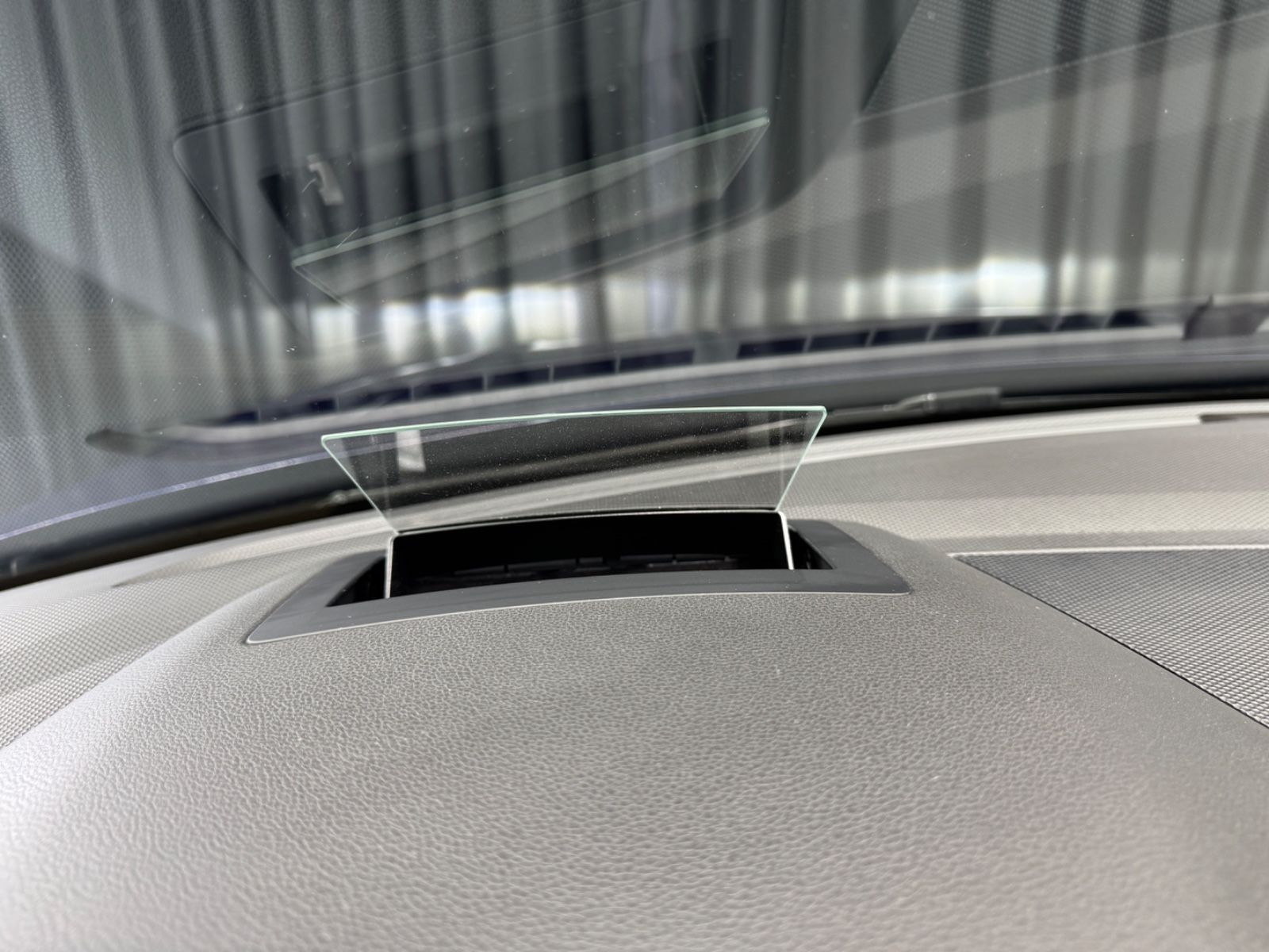 Fahrzeugabbildung Volkswagen Tiguan Highline 4Motion|MASSAGE|AHK|HEAD-UP|DSG|