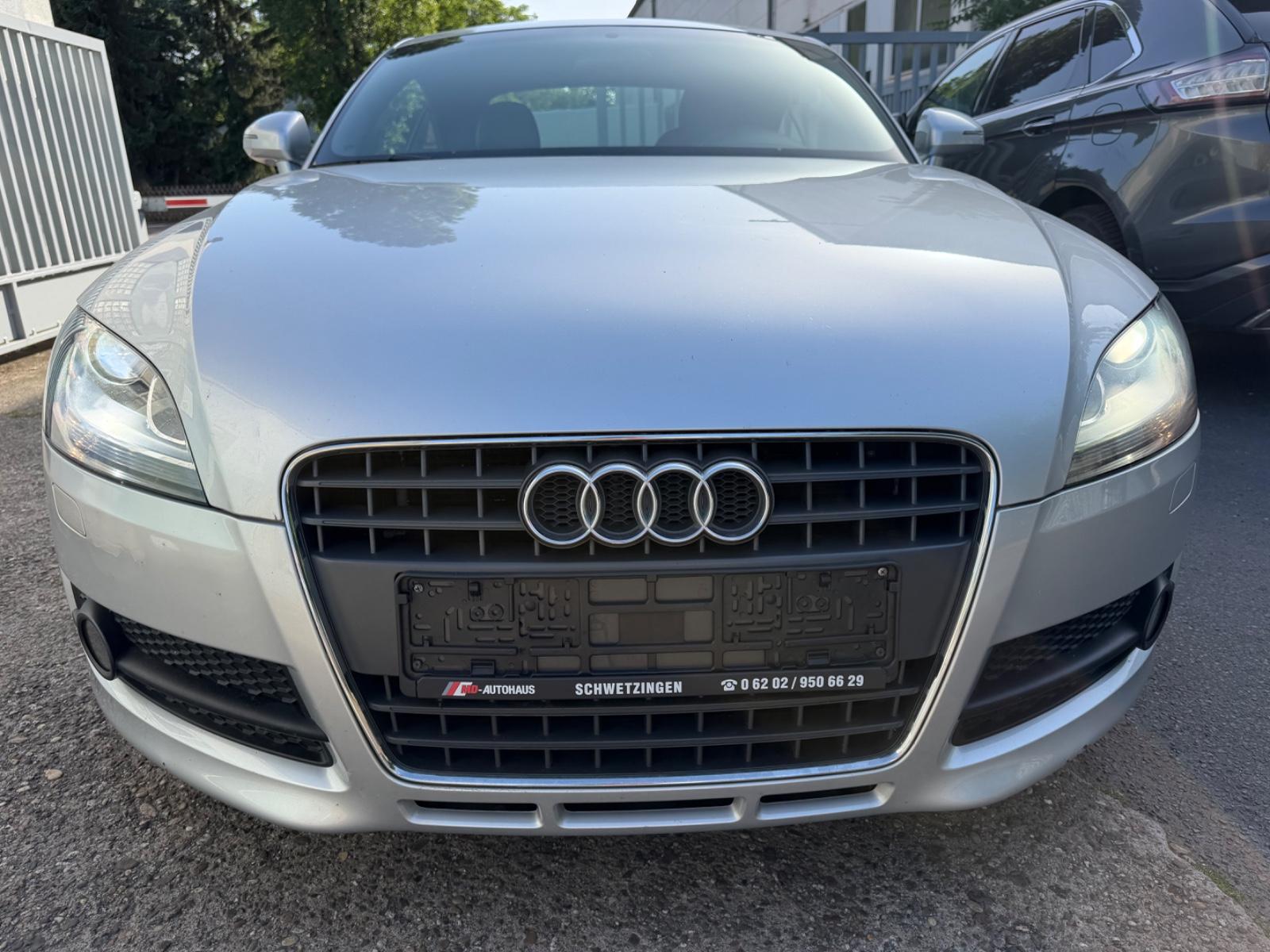 Audi TT Coupe/Roadster 2.0 Coupe