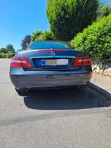 Mercedes-Benz E 350 Cabriolet E 350 CGI BlueEFF. Avantgarde - Mercedes-Benz E 350 mit Benzin-Antrieb