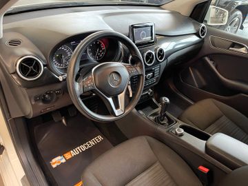Mercedes-Benz B 180 *Kamera*Klima*Unfallfrei*