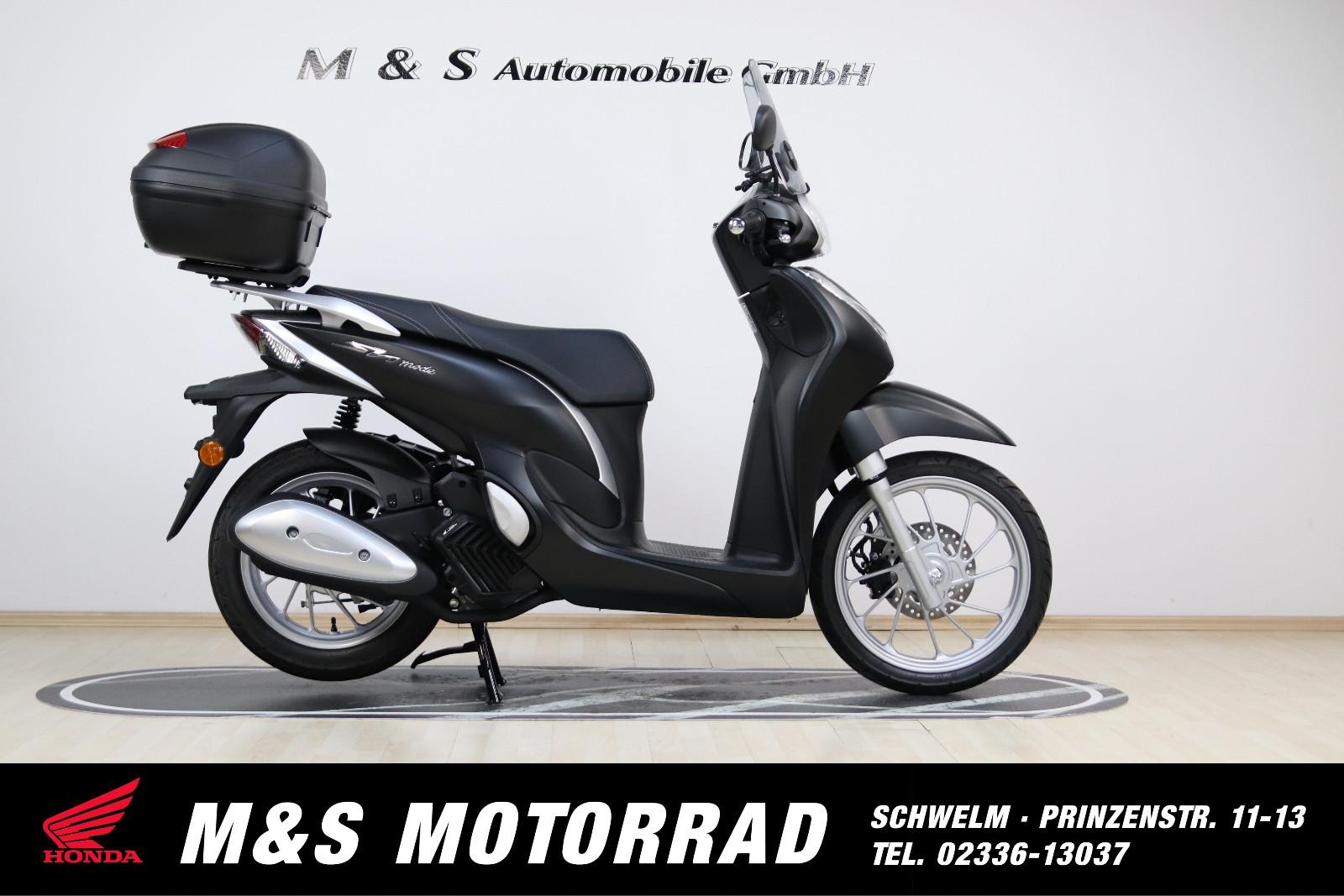 Honda SH Mode mit Zbehör