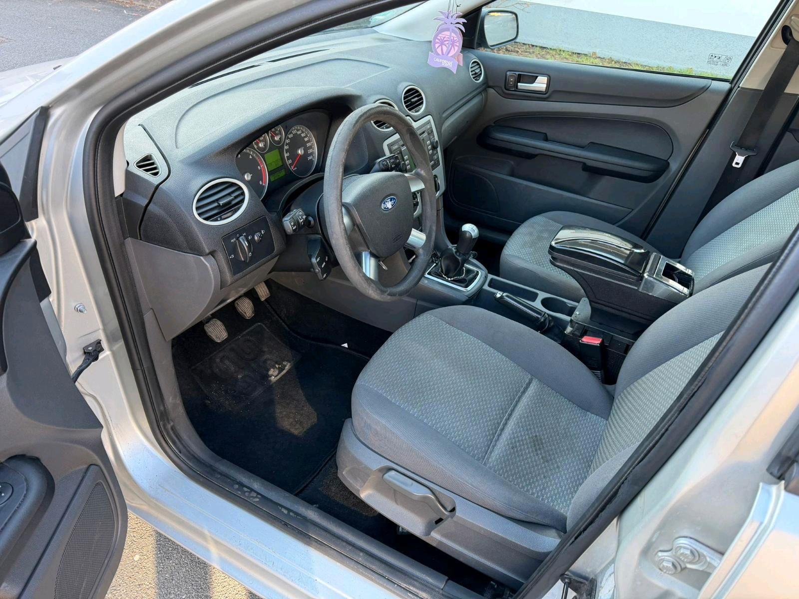 Ford Focus 2006 — photo 5