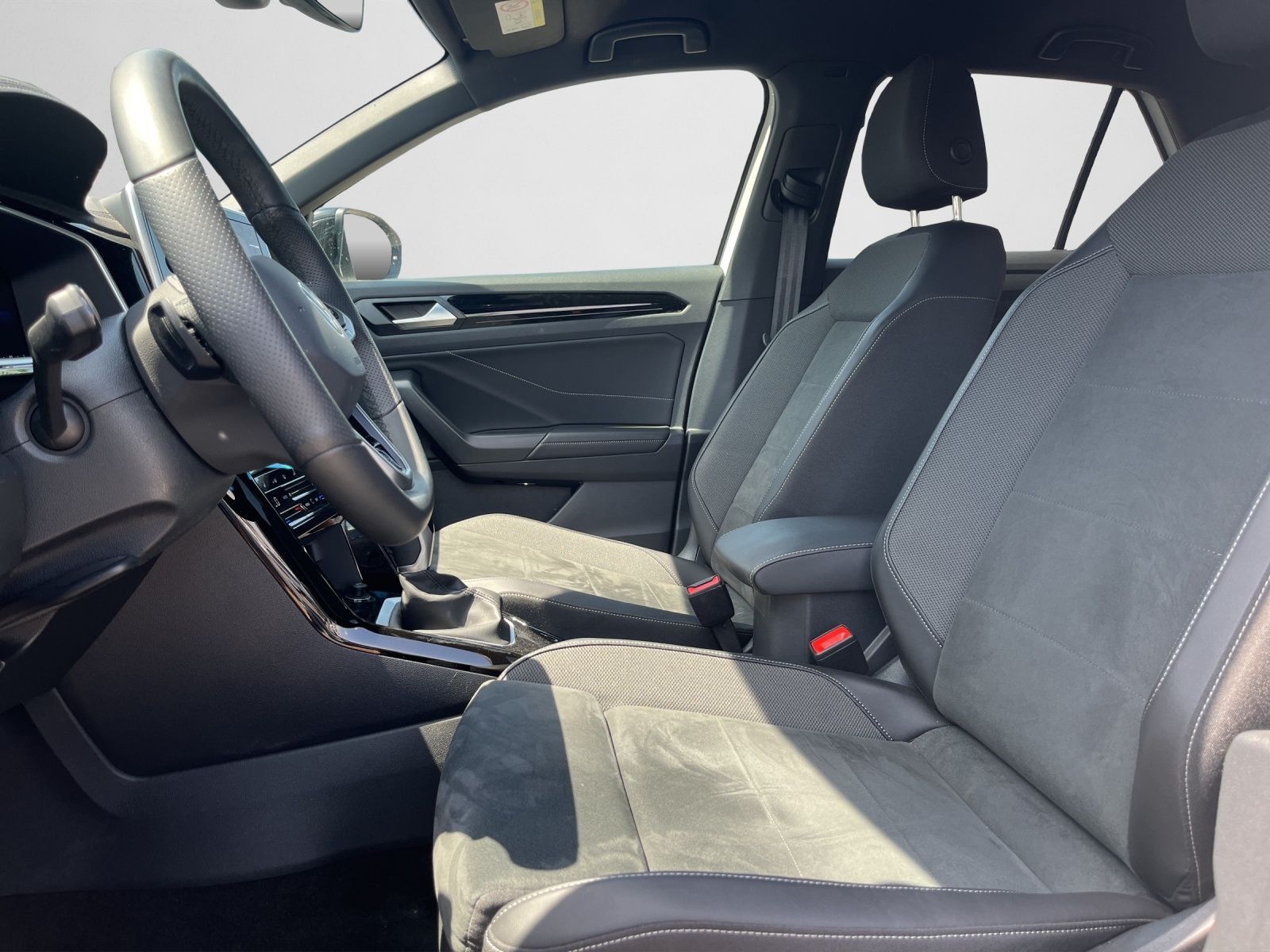 Volkswagen T-Roc - Bild 14